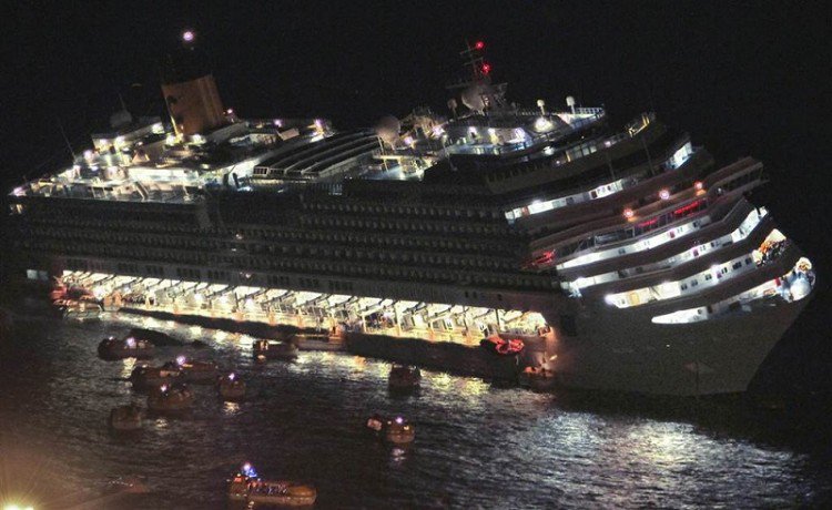 ss-120131-cruise-ship-06-nbcnews-ux-1024-900-750x460