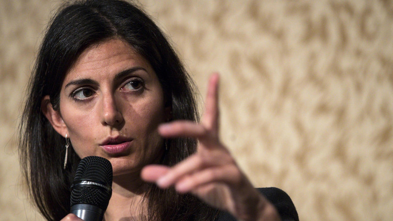 “Virginia Raggi indagata per abuso d’ufficio nella vicenda per stadio Roma”