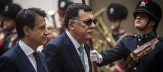 Conte incontra Serraj e prova a tessere la pace