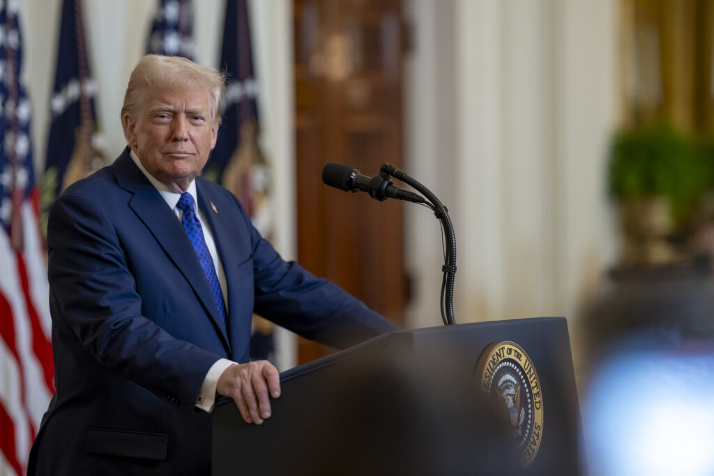 Trump: “Gli Stati Uniti padroni di Gaza, sarà la Riviera del Medio Oriente”