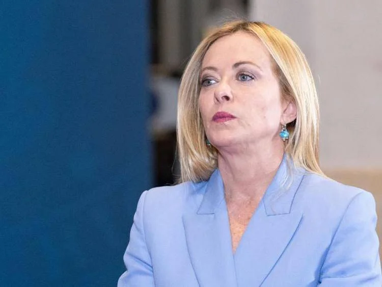 Meloni: “Gli ostaggi sono stati liberati, oggi è una giornata storica”