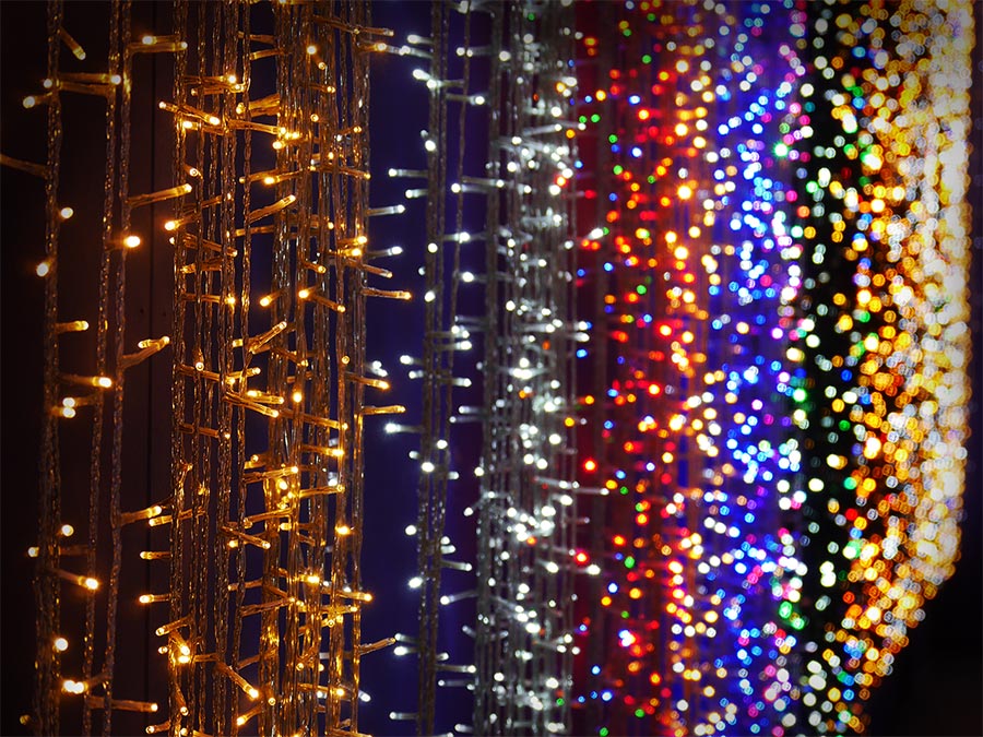 Oltre le Luci… Il Natale di un’Umanità in cerca di un nuovo Risorgimento