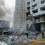 Raid missilistici su Kiev e droni a lungo raggio sulla raffineria russa di Omsk