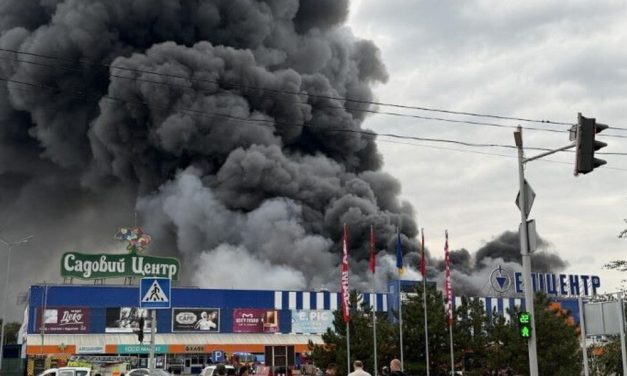 Nuovi attacchi tra Russia e Ucraina e stallo totale sul fronte negoziale