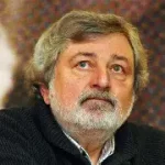 Francesco Guccini e Bologna: il ritratto di un legame tra osterie, musica e radici