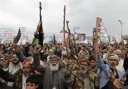 Offensiva in Yemen contro gli Houthi e ritorsioni alle infrastrutture energetiche saudite