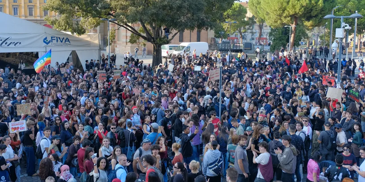 Scioperi, il 30 ottobre e il 20 novembre due “venerdì neri” di proteste